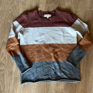 Pinque Women’s sweater size medium